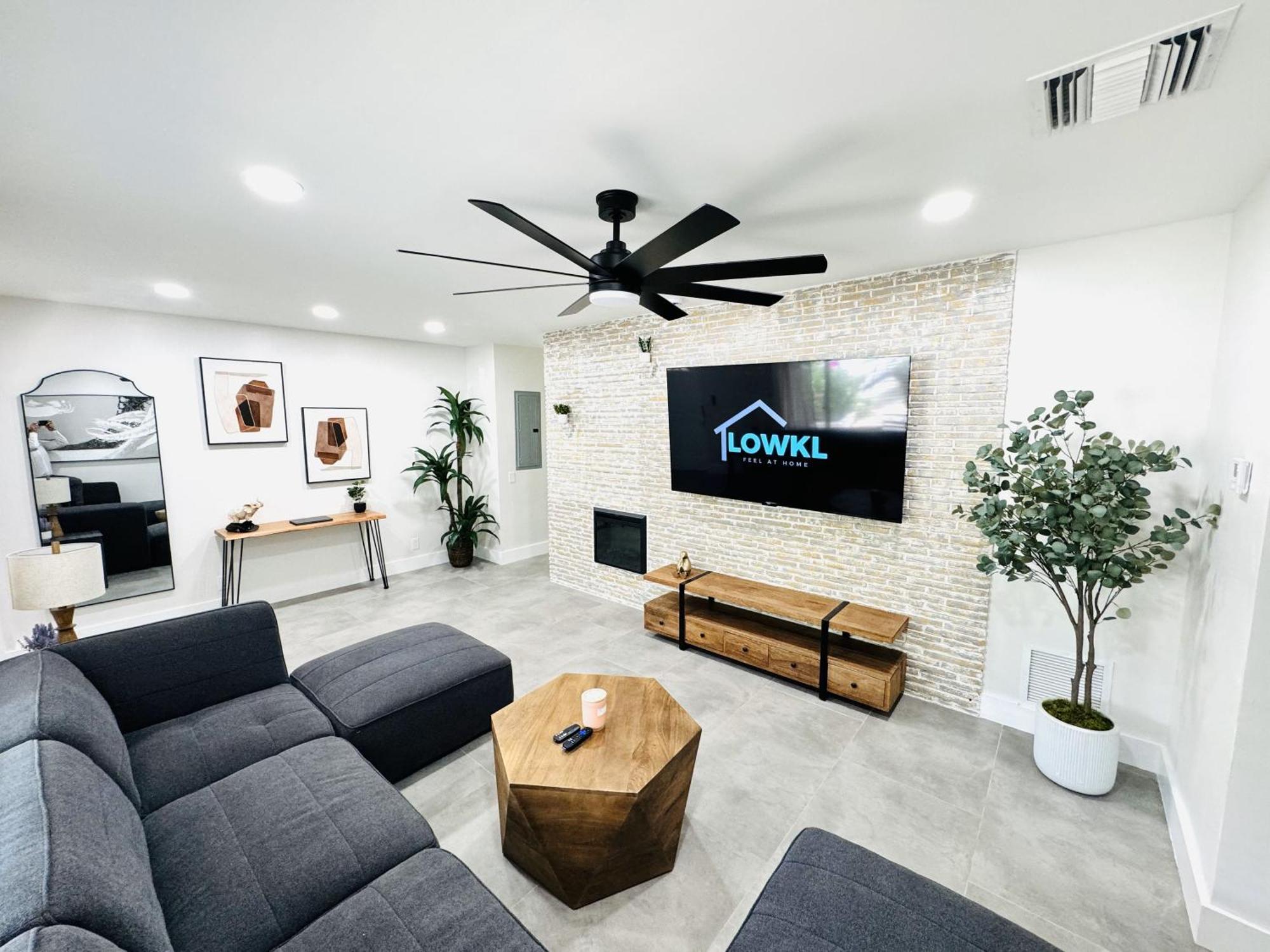 Progresso Apartments & Homes By Lowkl Fort Lauderdale Exterior photo
